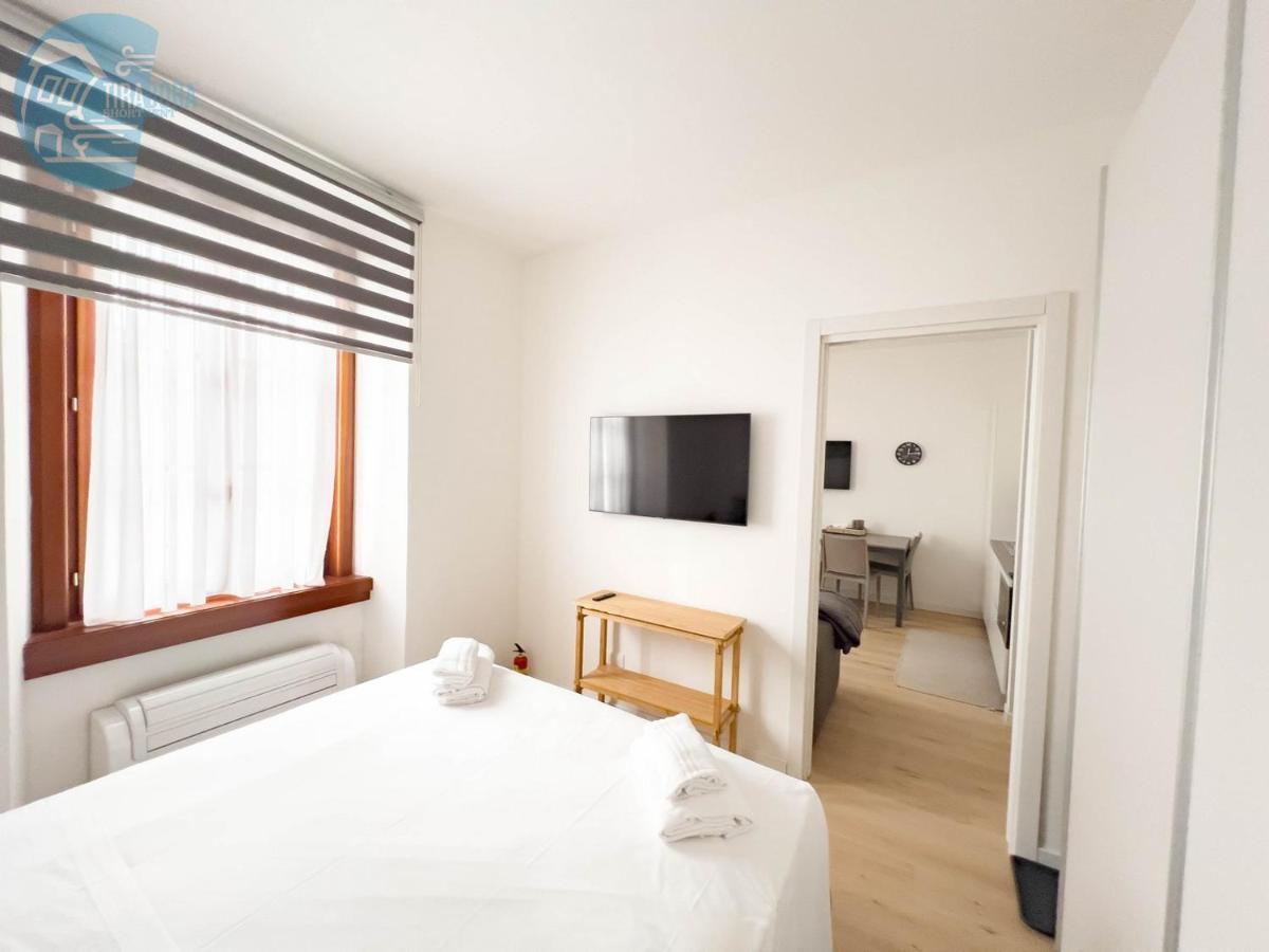 Apartamento Piazza Della Borsa 3C Tirabora Short Rent Trieste Exterior foto