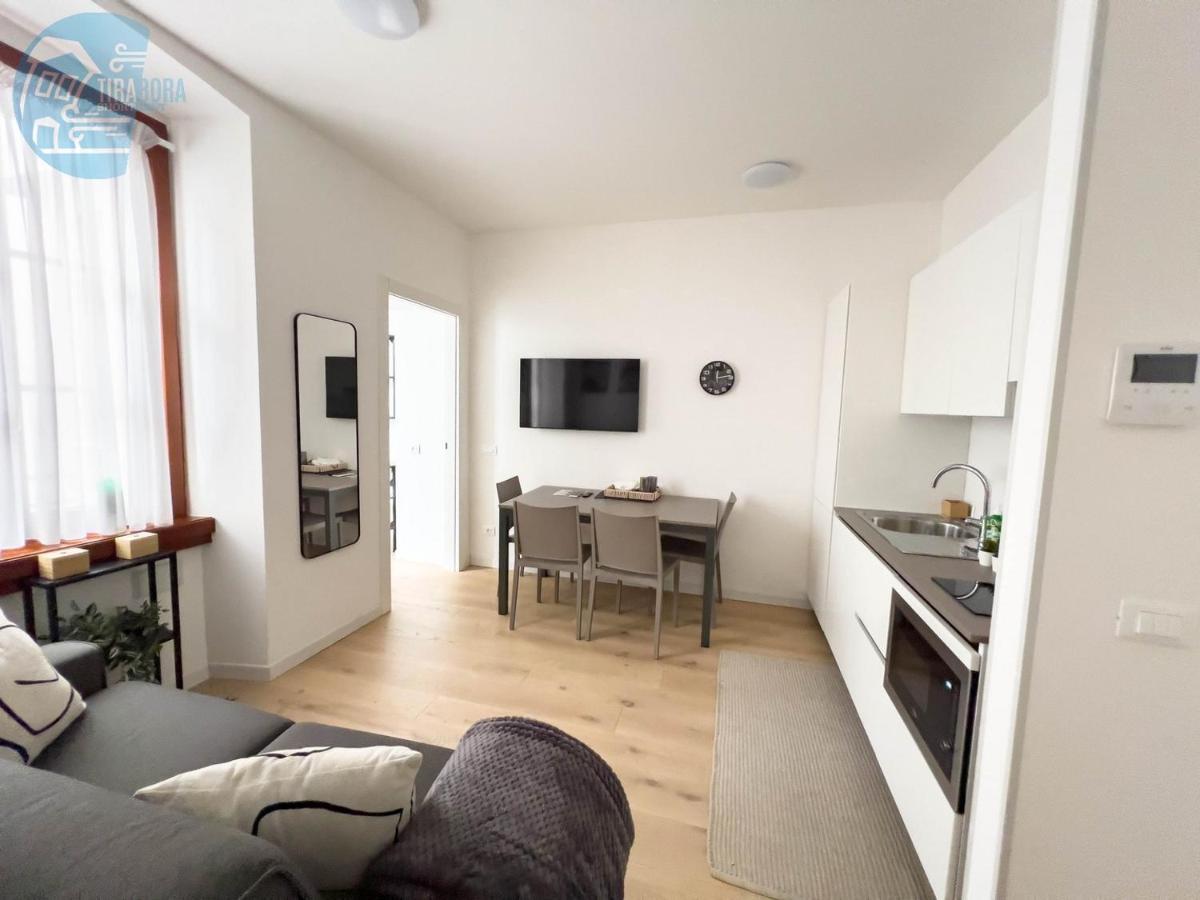 Apartamento Piazza Della Borsa 3C Tirabora Short Rent Trieste Exterior foto
