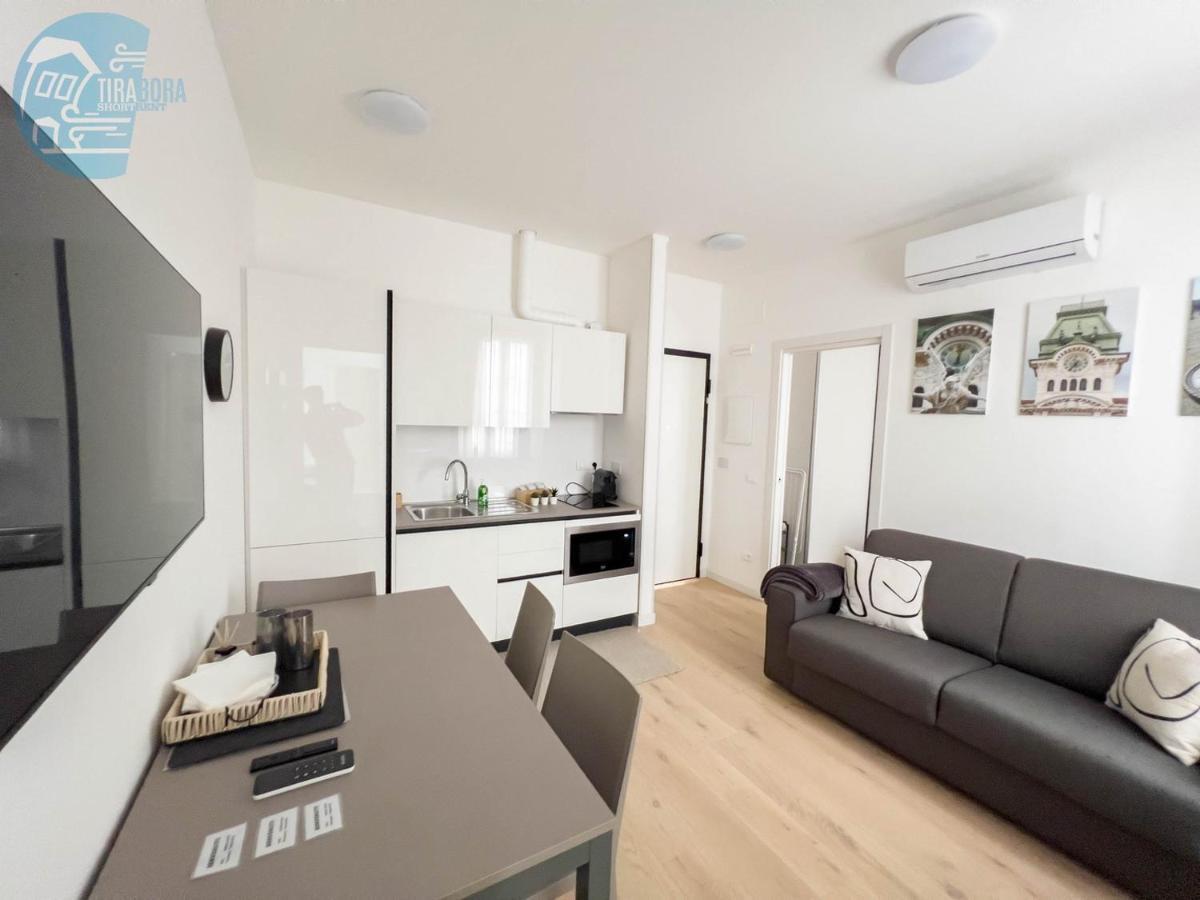 Apartamento Piazza Della Borsa 3C Tirabora Short Rent Trieste Exterior foto