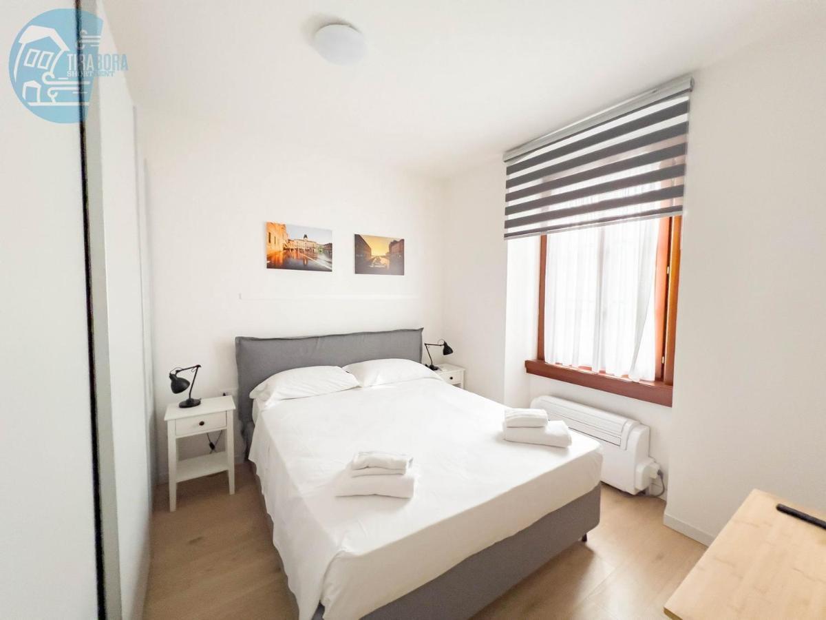 Apartamento Piazza Della Borsa 3C Tirabora Short Rent Trieste Exterior foto